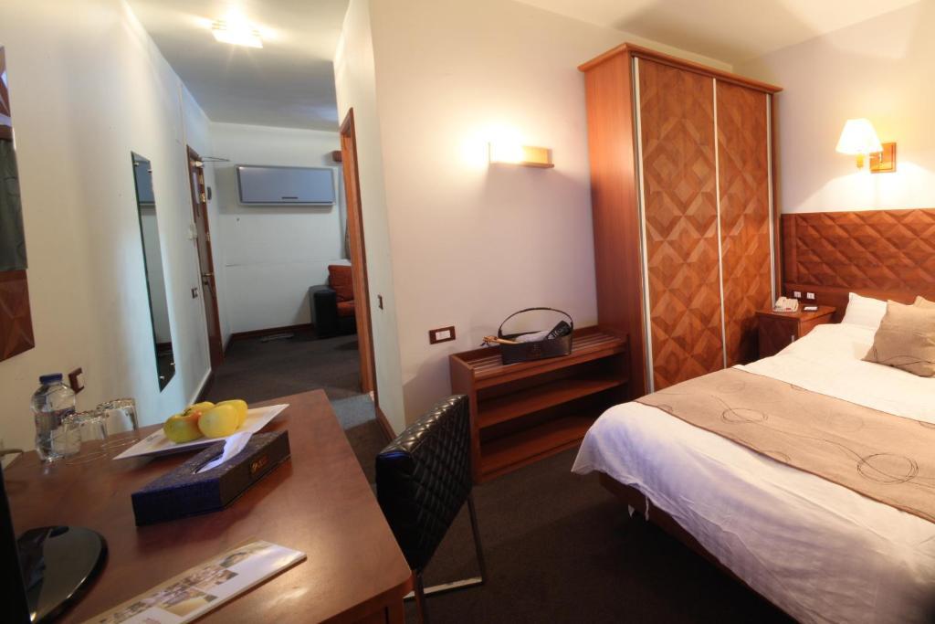 Plasma Hotel Тріполі Номер фото